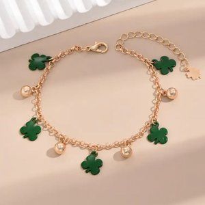 4 Leaf Clover Bracelet - Gold Plated St. Patricks Day Hat Horseshoe Charms